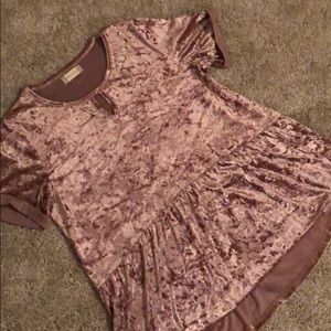 Velvet Altar’d State top